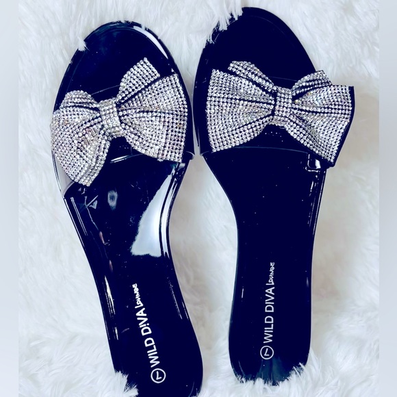 Silver Gem Bow Sandals - Picture 4 of 7